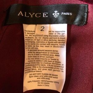 Juniors Alyce size2 formal dress corset upper, tulle bottom. Crisscross back tie